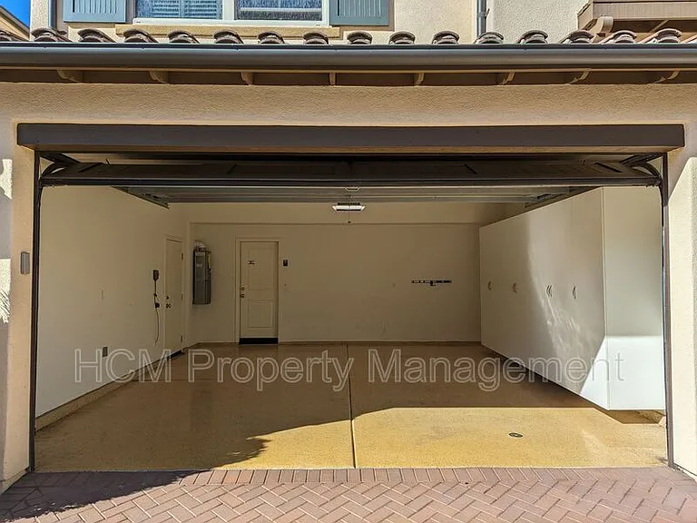 77 Diamond — Photo 26