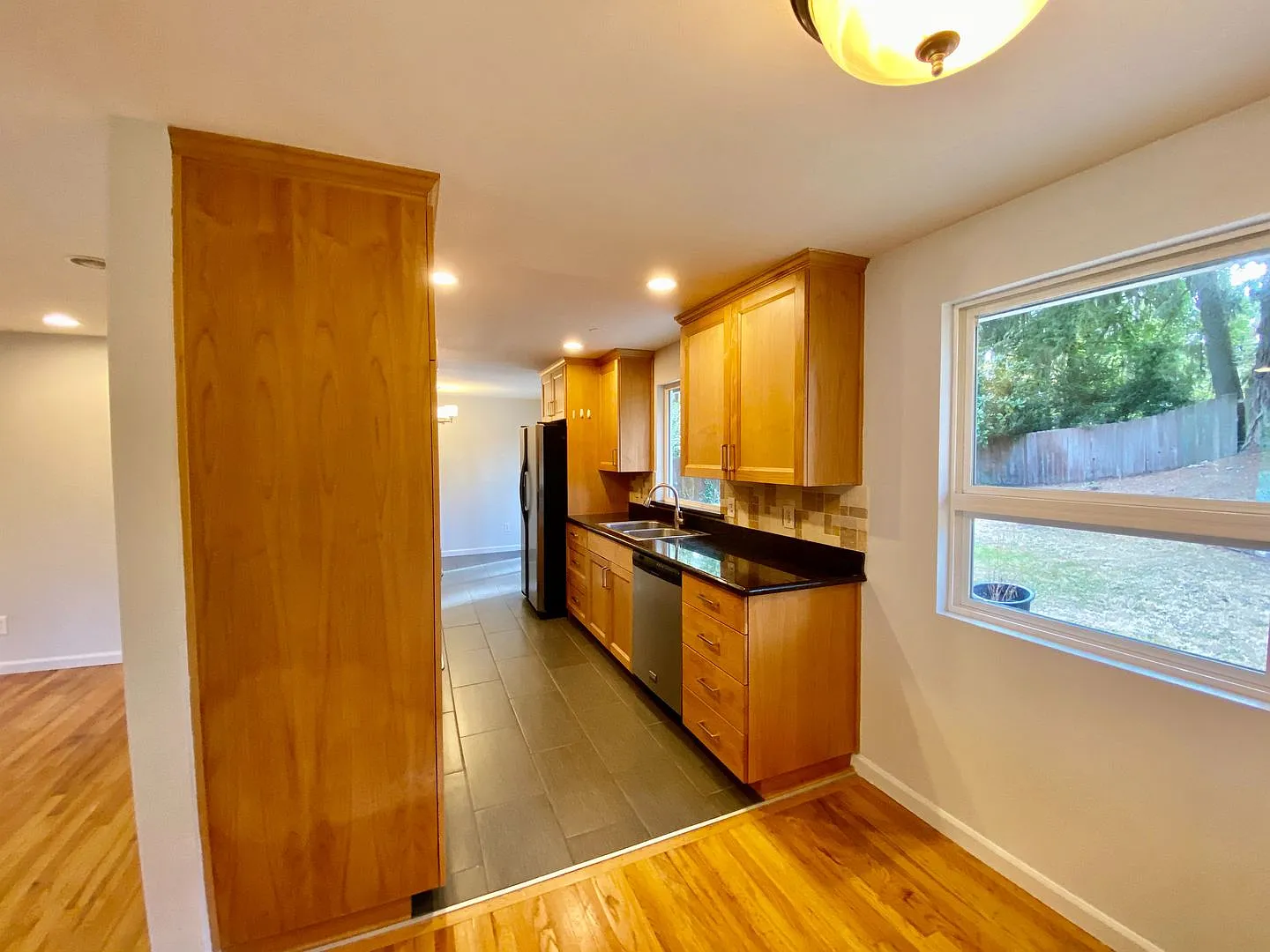 Bellevue Rambler — Photo 2