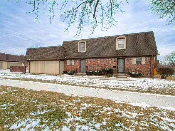 7619 Johnson Dr, Overland Park, KS 66202