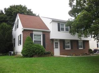 1639 Robert Rd, Lancaster, PA 17601