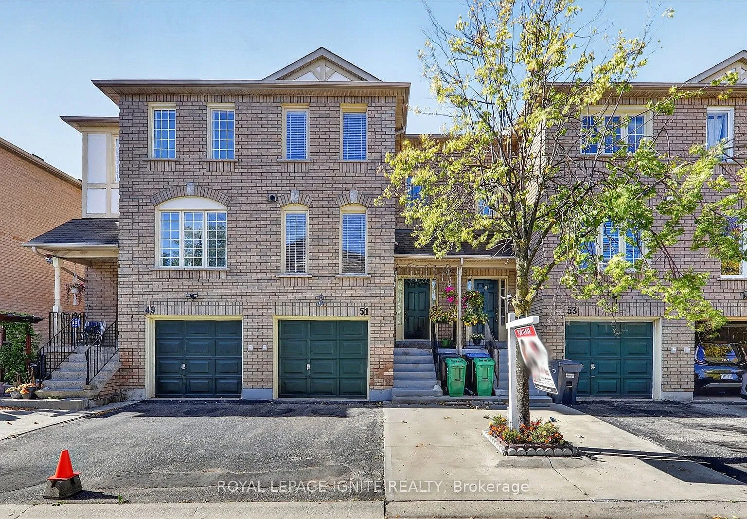 3 bed, $2,700 — Photo 1