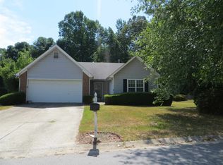 7026 Valley Forge Dr, Flowery Branch, GA 30542