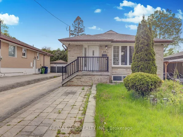 10 Blakemanor Blvd, Toronto, ON M1J 2W4