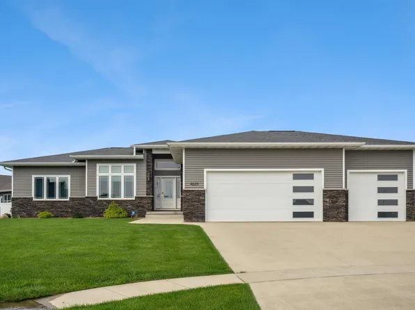 4629 Ethan Ct, Cedar Falls, IA 50613