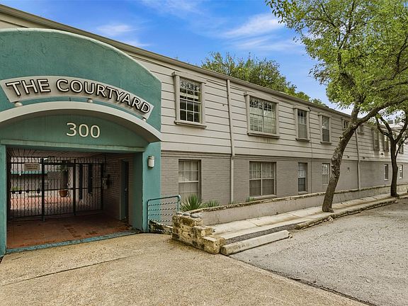 3rd image of 300 Crockett St APT 315