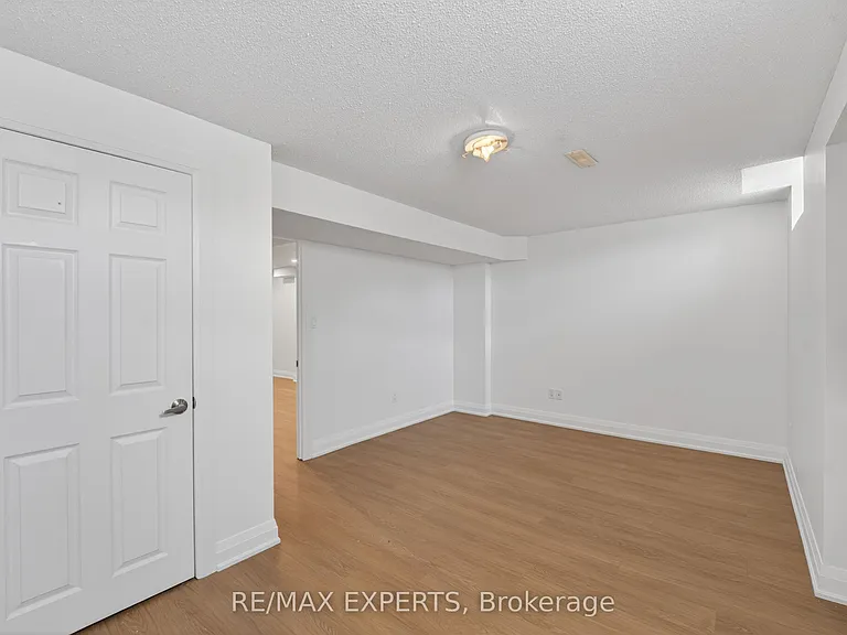 5058 Oscar Peterson Blvd — Photo 9