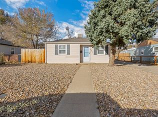 6855 Reno Dr, Arvada, CO 80002