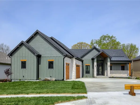 12560 NW Bittersweet Dr, Platte City, MO 64079