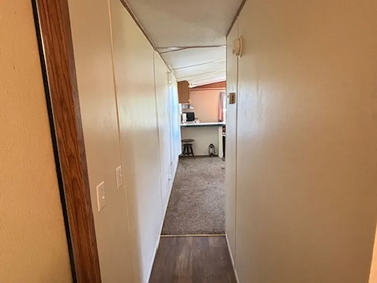 139 E Military Rd — Photo 6