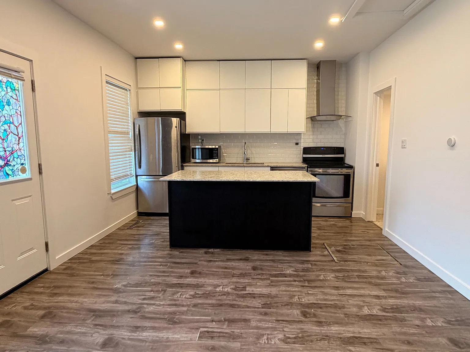 1 bed, $1,795 — Photo 2