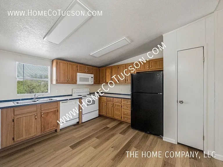 6011 S South Arrow — Photo 5