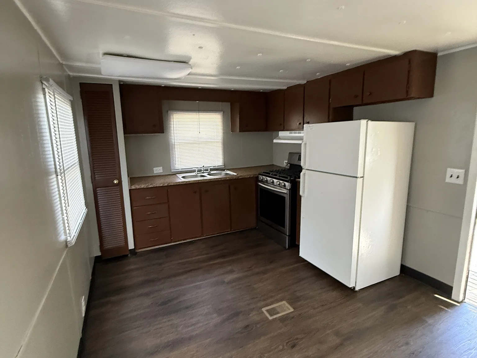 17 Riverview Ln — Photo 3