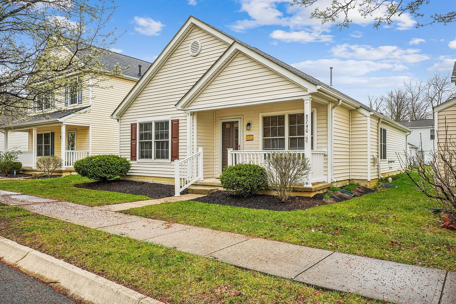 8740 Arrowtip Ln photo 1