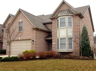 1508 Staunton Dr, Coraopolis, PA