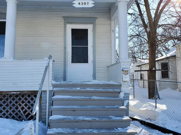 4307 Erskine St, Omaha, NE 68111