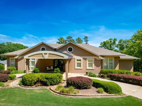 54 Carmel Dr, Little Rock, AR 72212