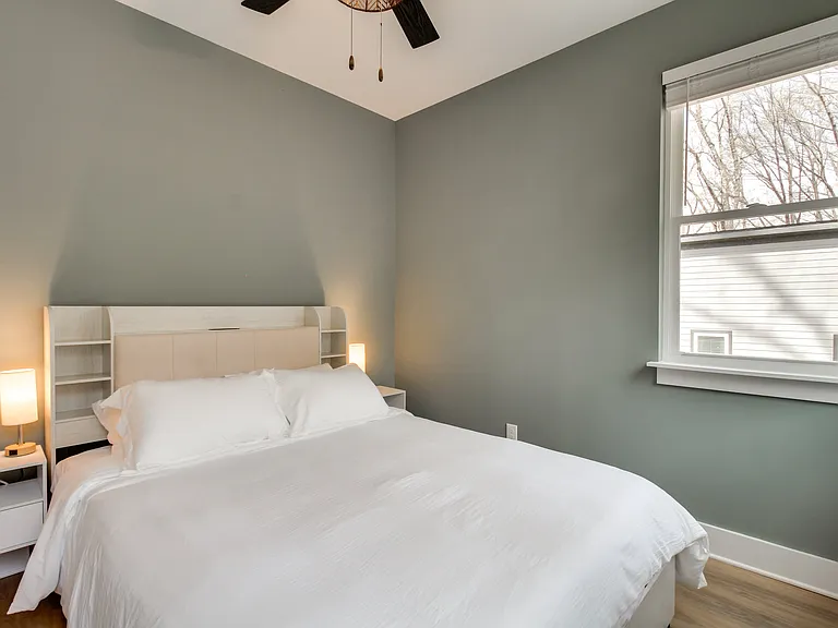 406 Dempsey Ln — Photo 19