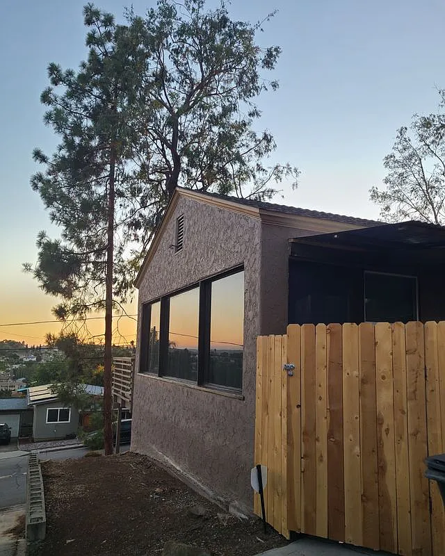 2 bed, 1.0 bath, 1050 sqft, $2,700 — Photo 1