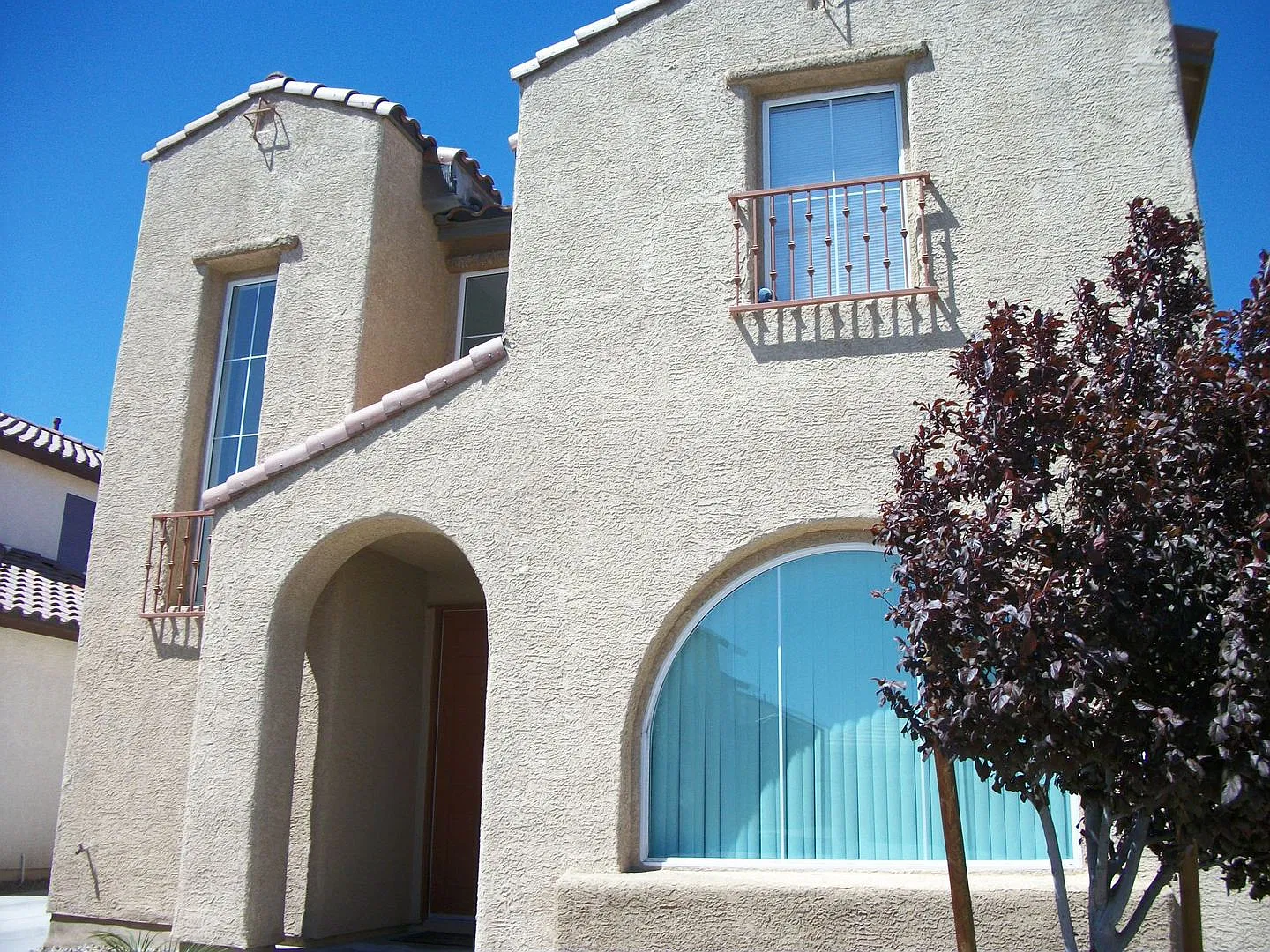 Laguna Gardens — Photo 1