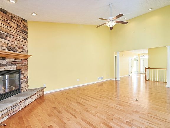 4th image of 3510 Saint Andrews Ln