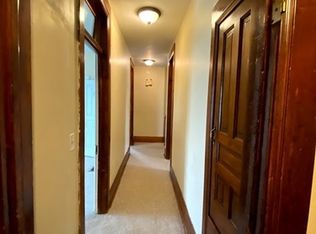 106 N Van Buren St, Batavia, IL 60510