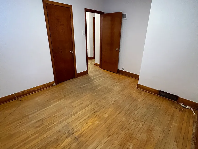 619 Fleet Ave #619 — Photo 9