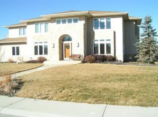 7 Avocet Cir, Thornton, CO 80241