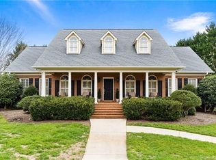 326 41st Avenue Pl NW, Hickory, NC 28601