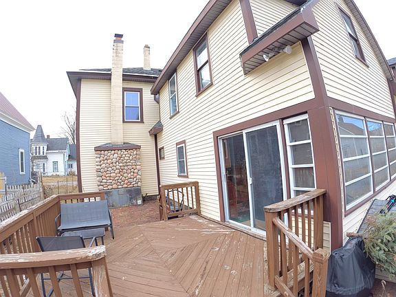 4th image of 75 Autumn Street