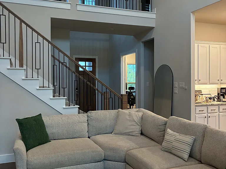 4613 Summit View Dr — Photo 45