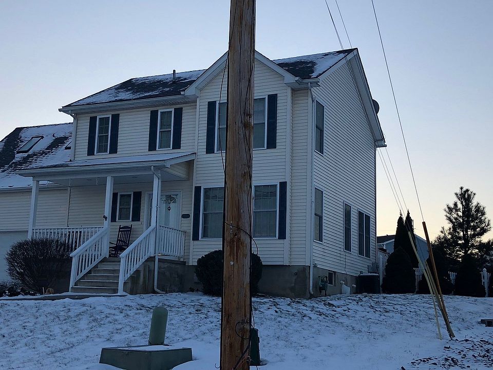 2nd image of 1403 Euclid Ave