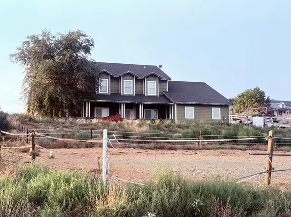 10558 E Rocky Hill Rd, Dewey, AZ 86327