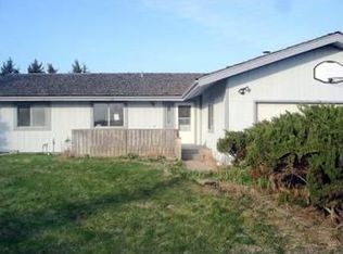 5981 SW Ridgecrest Cir, North Platte, NE 69101