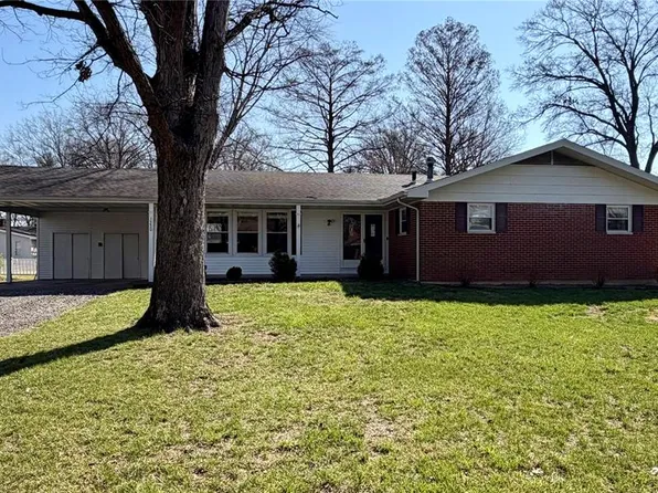 1330 Lincoln Blvd, Mascoutah, IL 62258