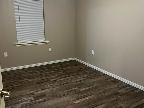 2nd image of 303 S 6th St