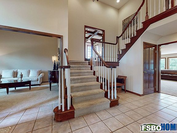 5th image of 7525 Princeton Dr NE