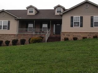 3863 Settlers Trl, Kodak, TN 37764