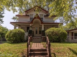 115 W Beverly Ave, Pontiac, MI 48340