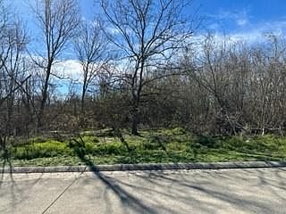 4th image of 150 Horseshoe Bnd
