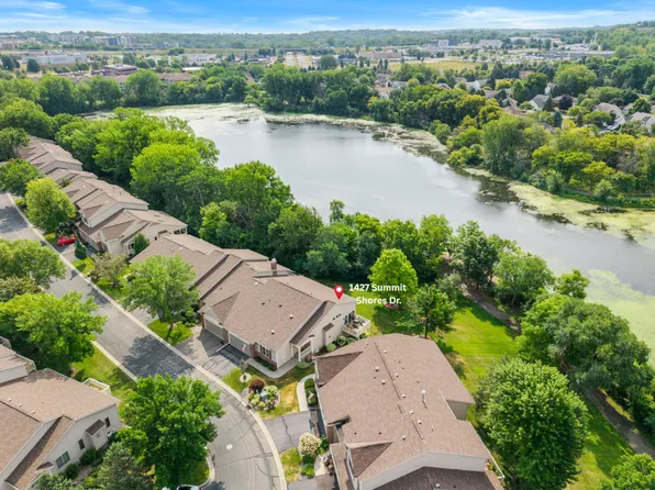 1427 Summit Shores Dr, Burnsville, MN 55306