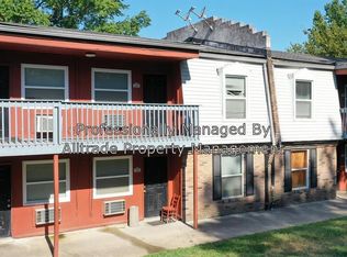 109 Poplar Level Ct, Louisville, KY 40219