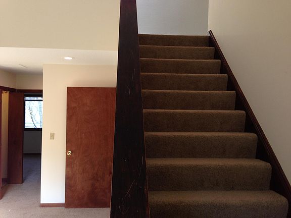 Statirs to Loft
