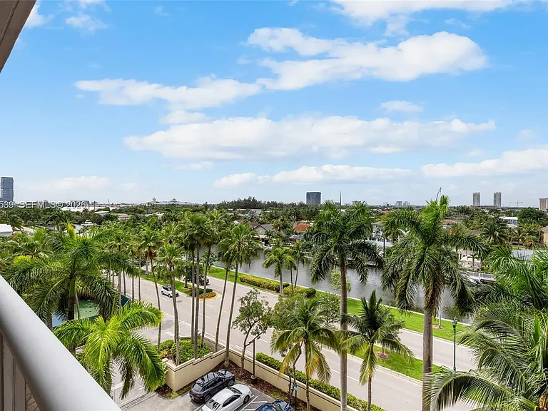 3598 Yacht Club Dr #601 — Photo 18