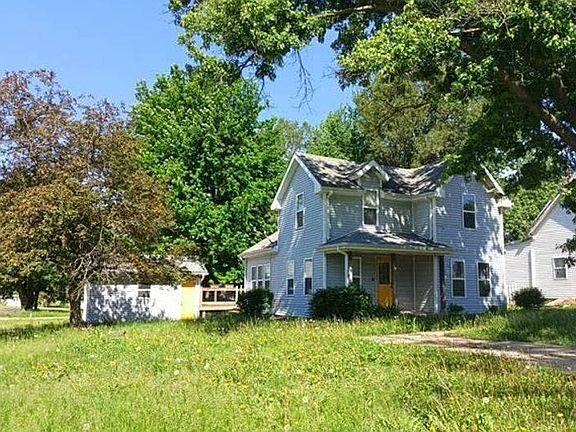 2nd image of 304 N Harrison St