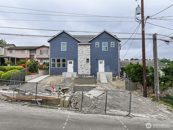 3rd image of 2317 22nd Avenue S