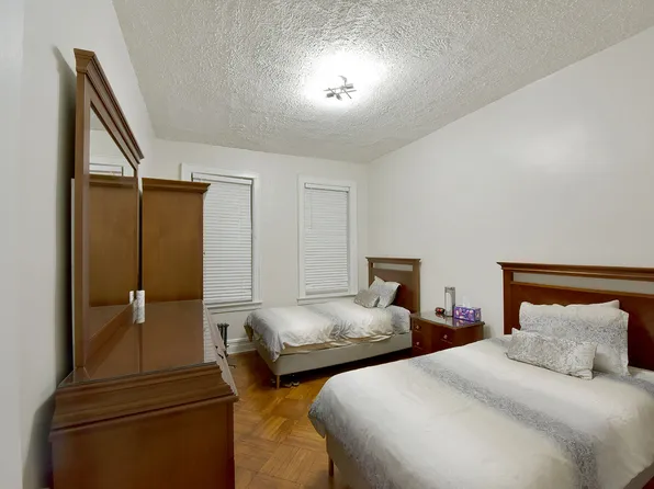 91 Webster Avenue image 8 of 13