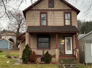740 5th St, Beaver, PA 15009