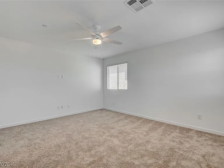 324 Lupton Ave — Photo 42