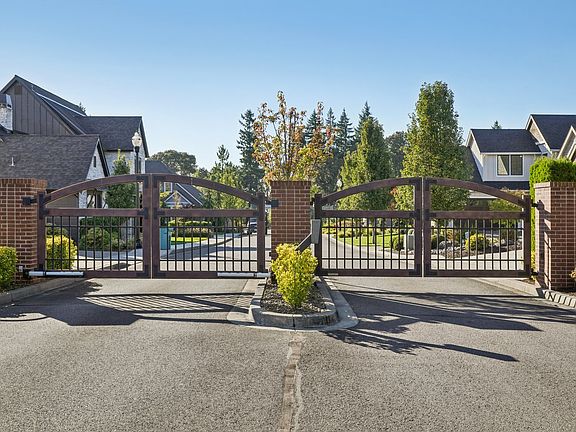 4th image of 5716 NW 144th Cir