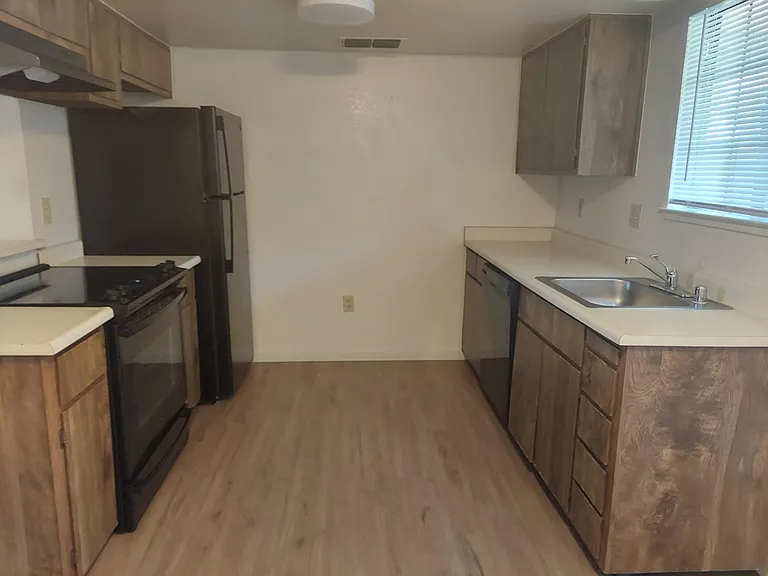 7532 Antelope Rd #C — Photo 2